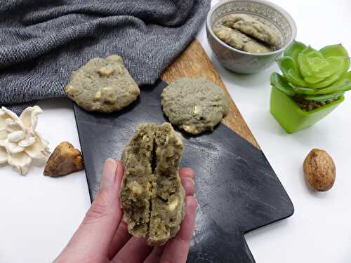 Cookies au sésame noir et chocolat blanc