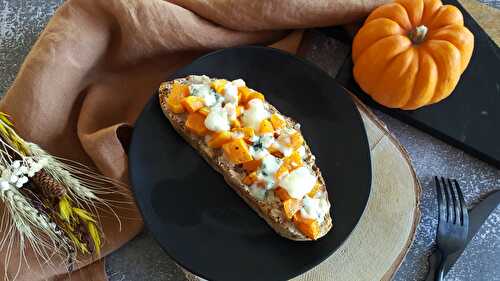 Bruchetta butternut et roquefort