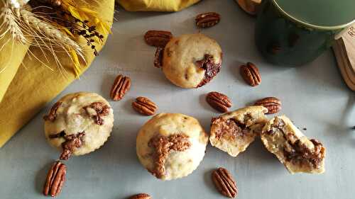 Muffins à la banane, noix de pécan et au chocolat