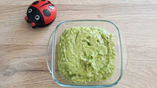 Petit pot gaspacho d’avocat, concombre et quinoa (8 mois)