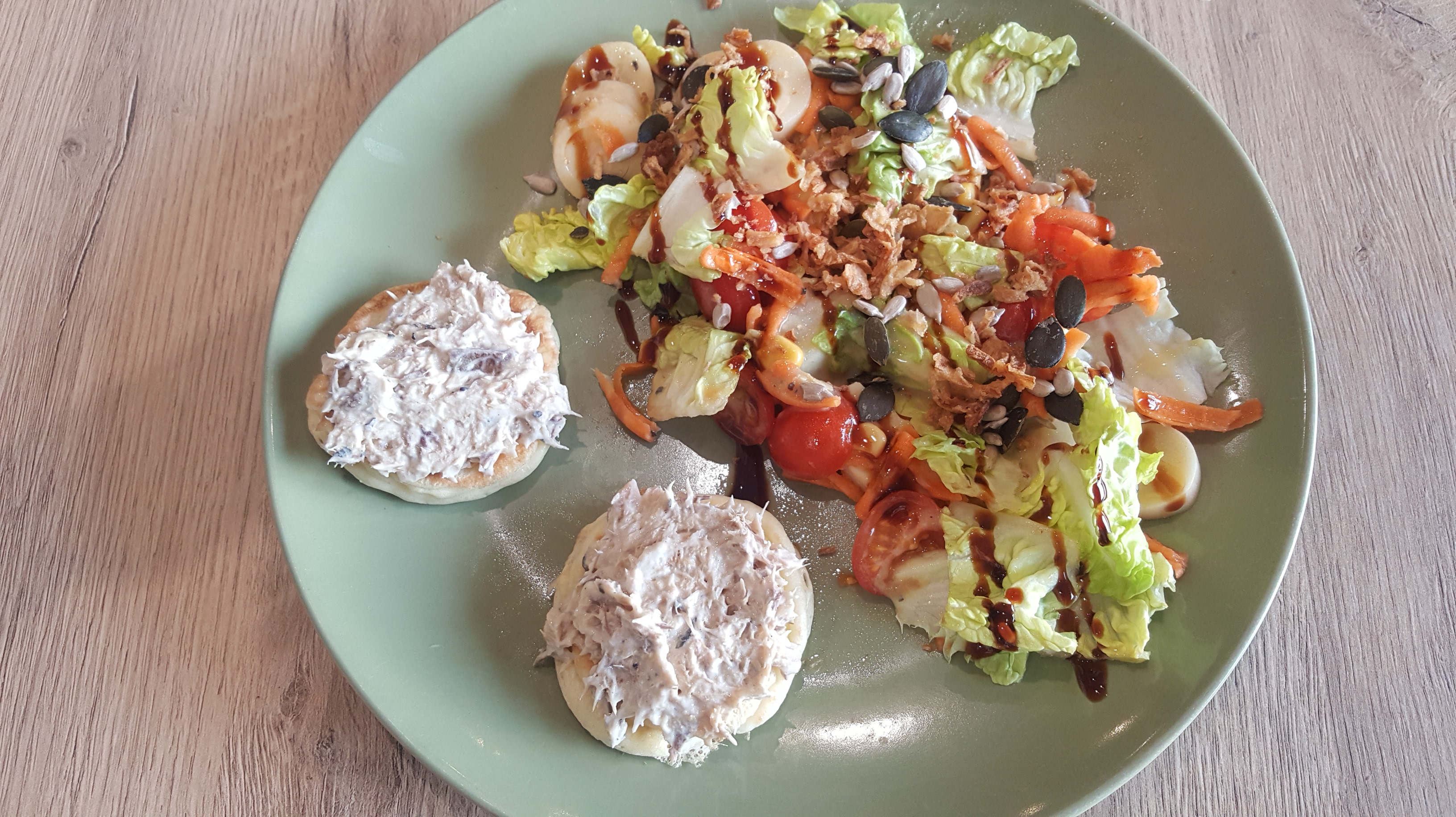 Blinis avec tartinade de maquereaux