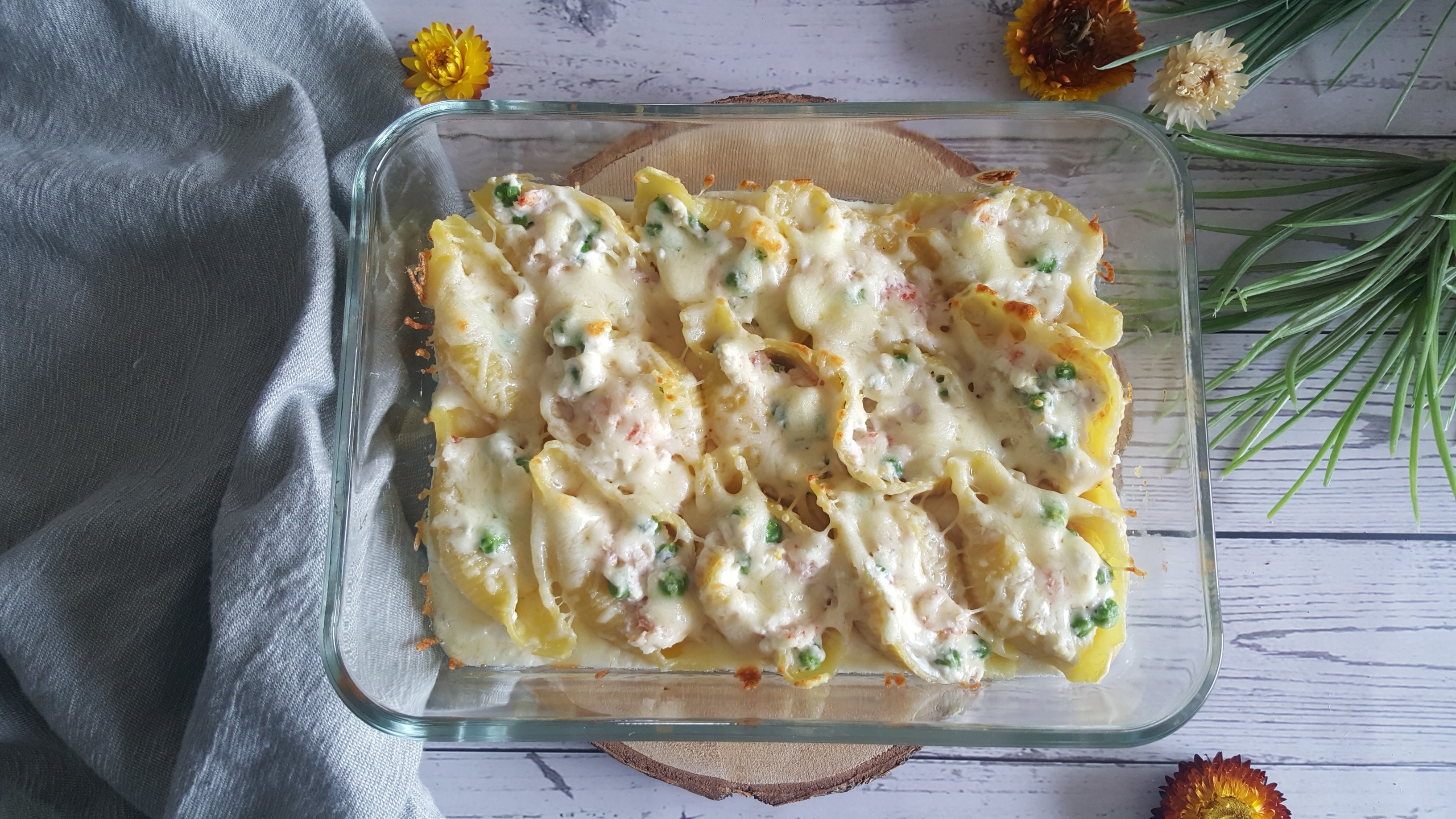 Conchiglioni farcis ricotta, petits pois et écrevisses