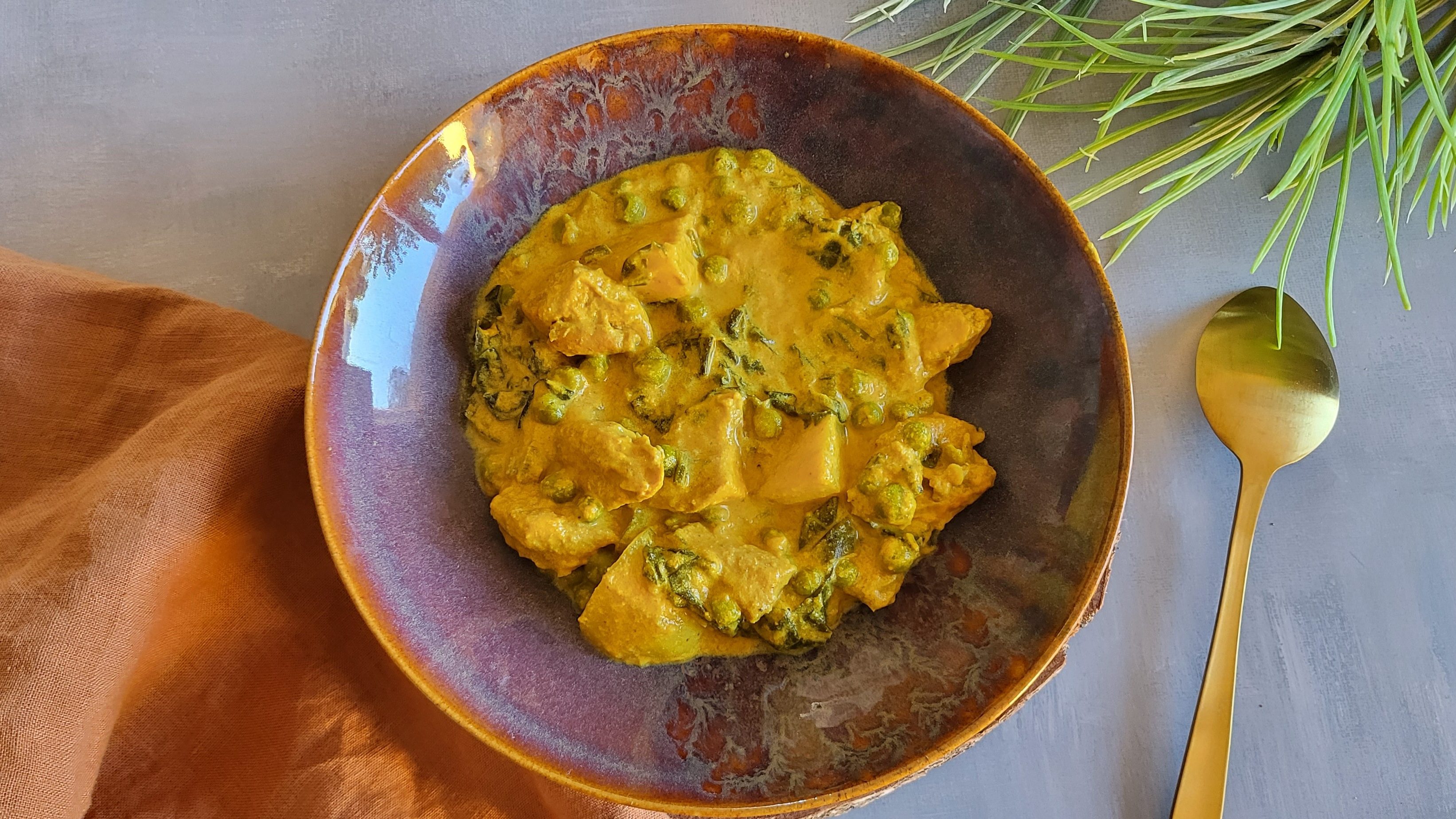 Curry de blettes, poulet et petit pois