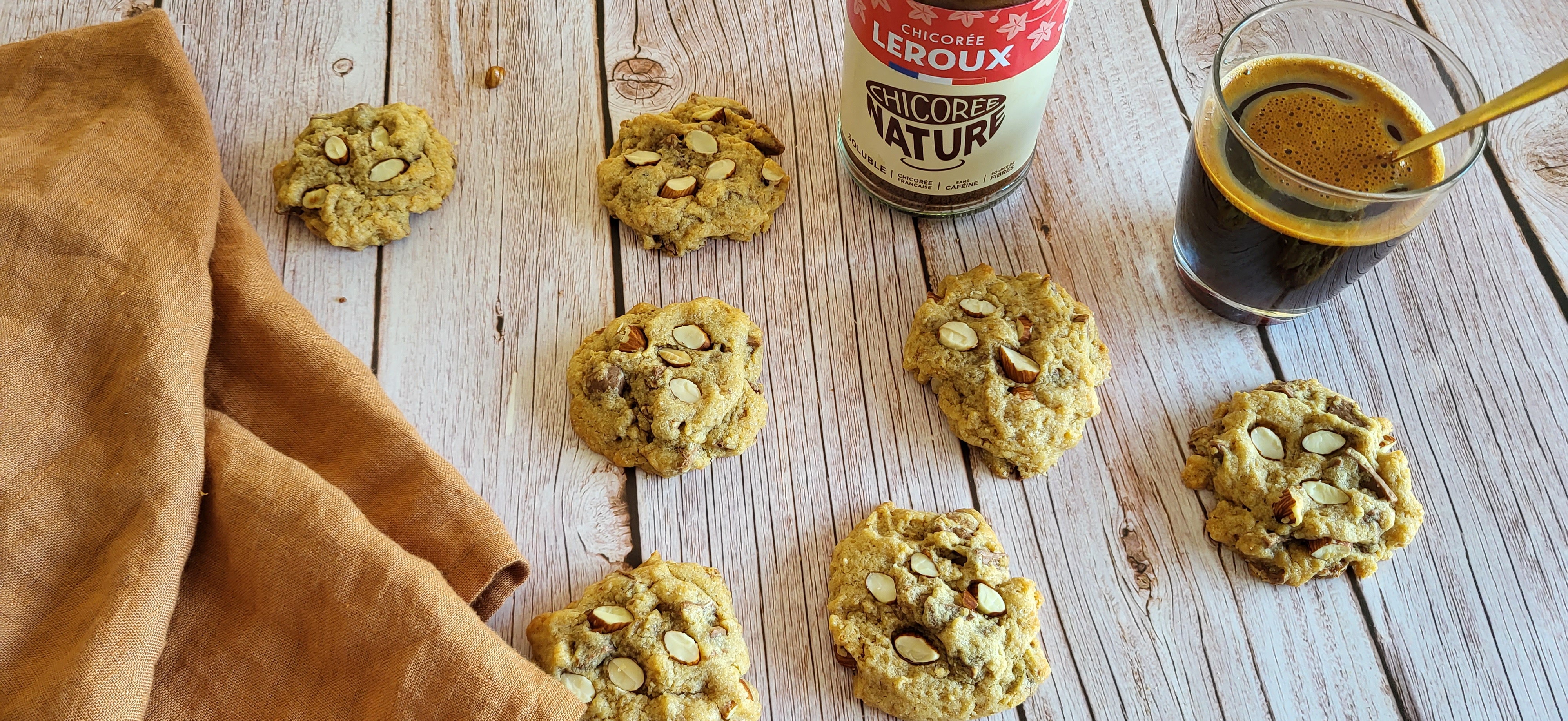 Cookies chicorée aux amandes et chocolat