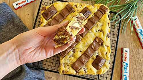 Carrés cookies au kinder maxi et bueno