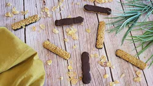 Barres sans cuisson aux cacahuètes