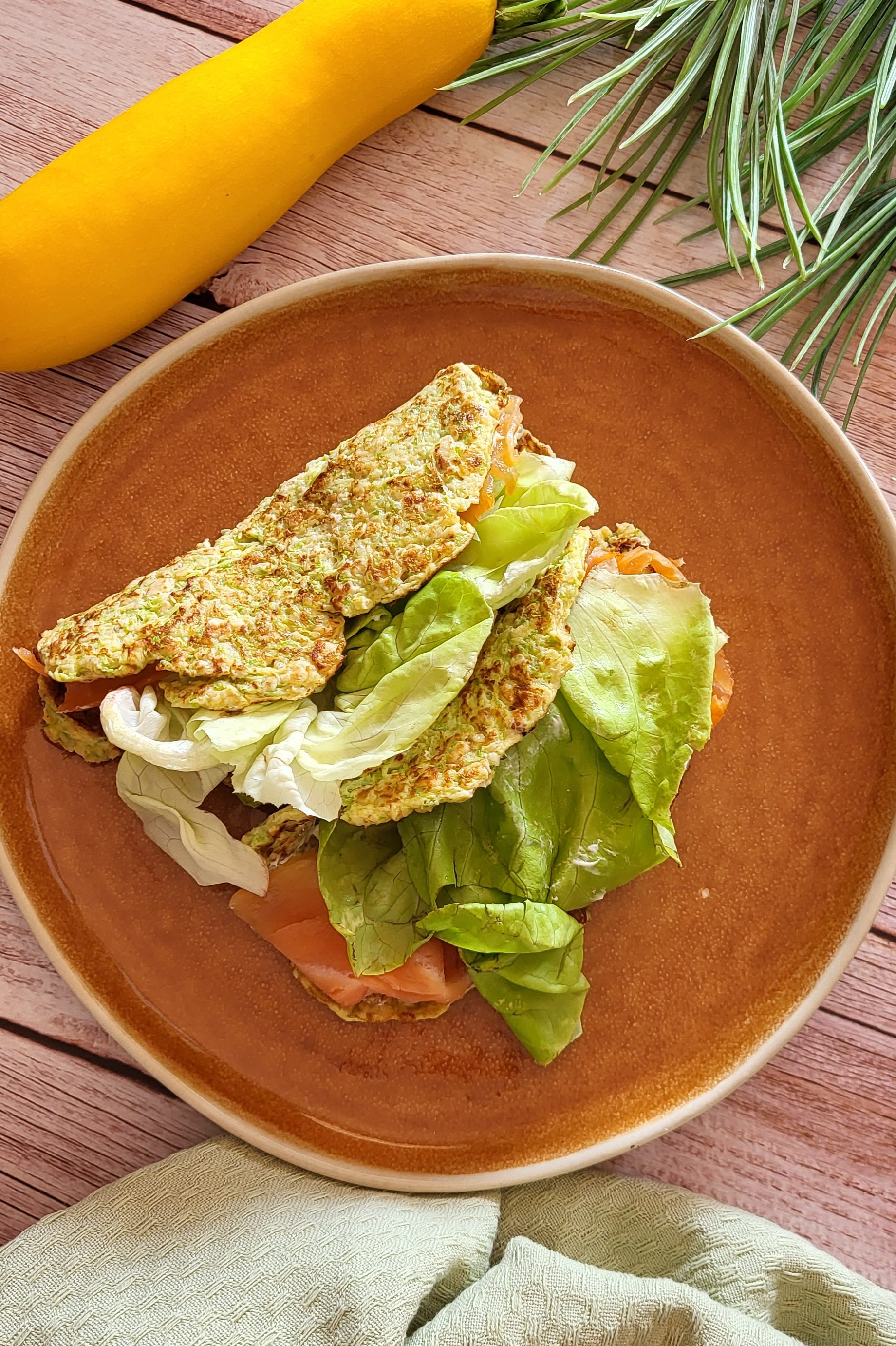 Wrap de courgette au saumon fumé