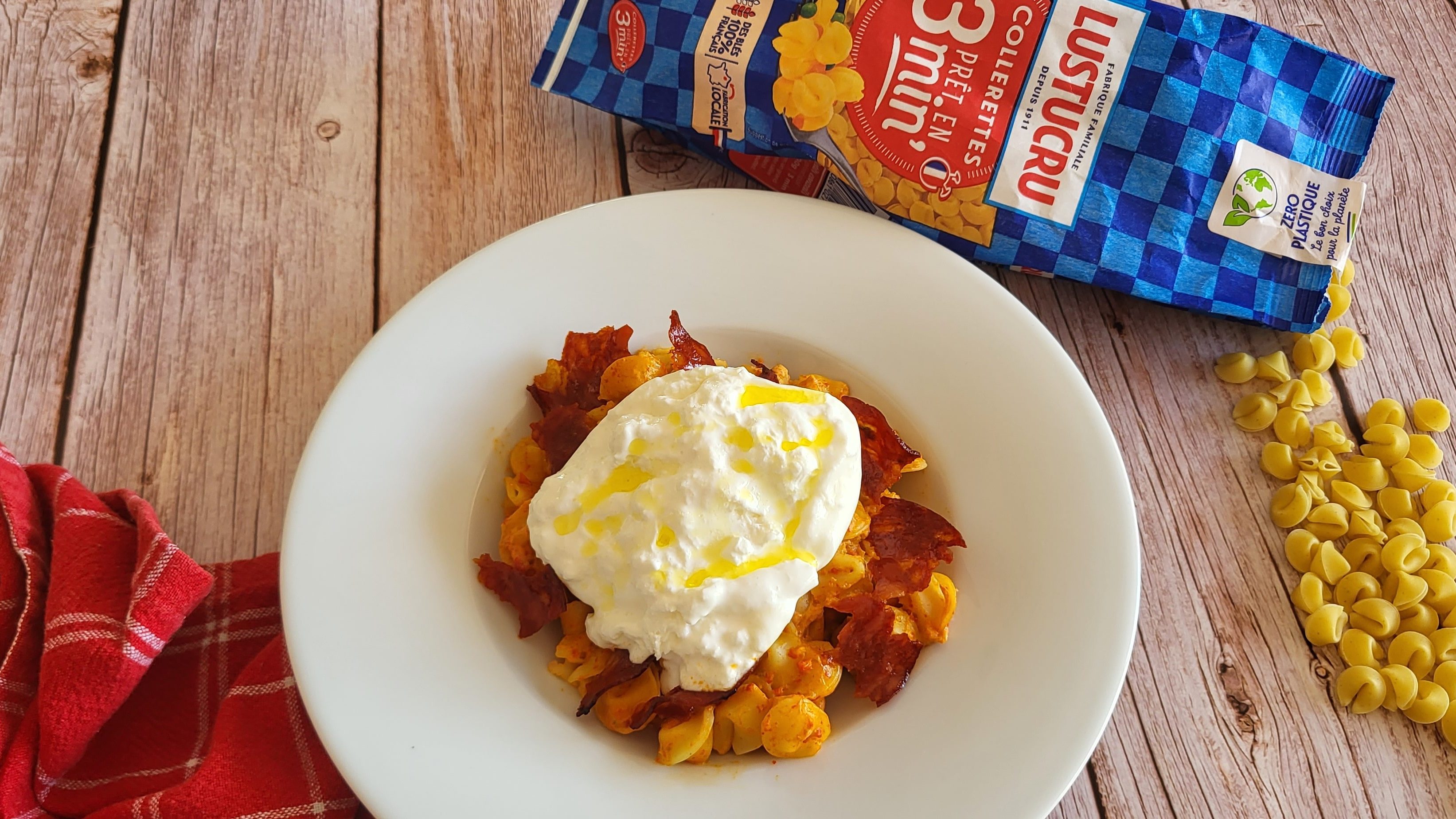 Pâtes à la sauce au poivrons et bacon de chorizo