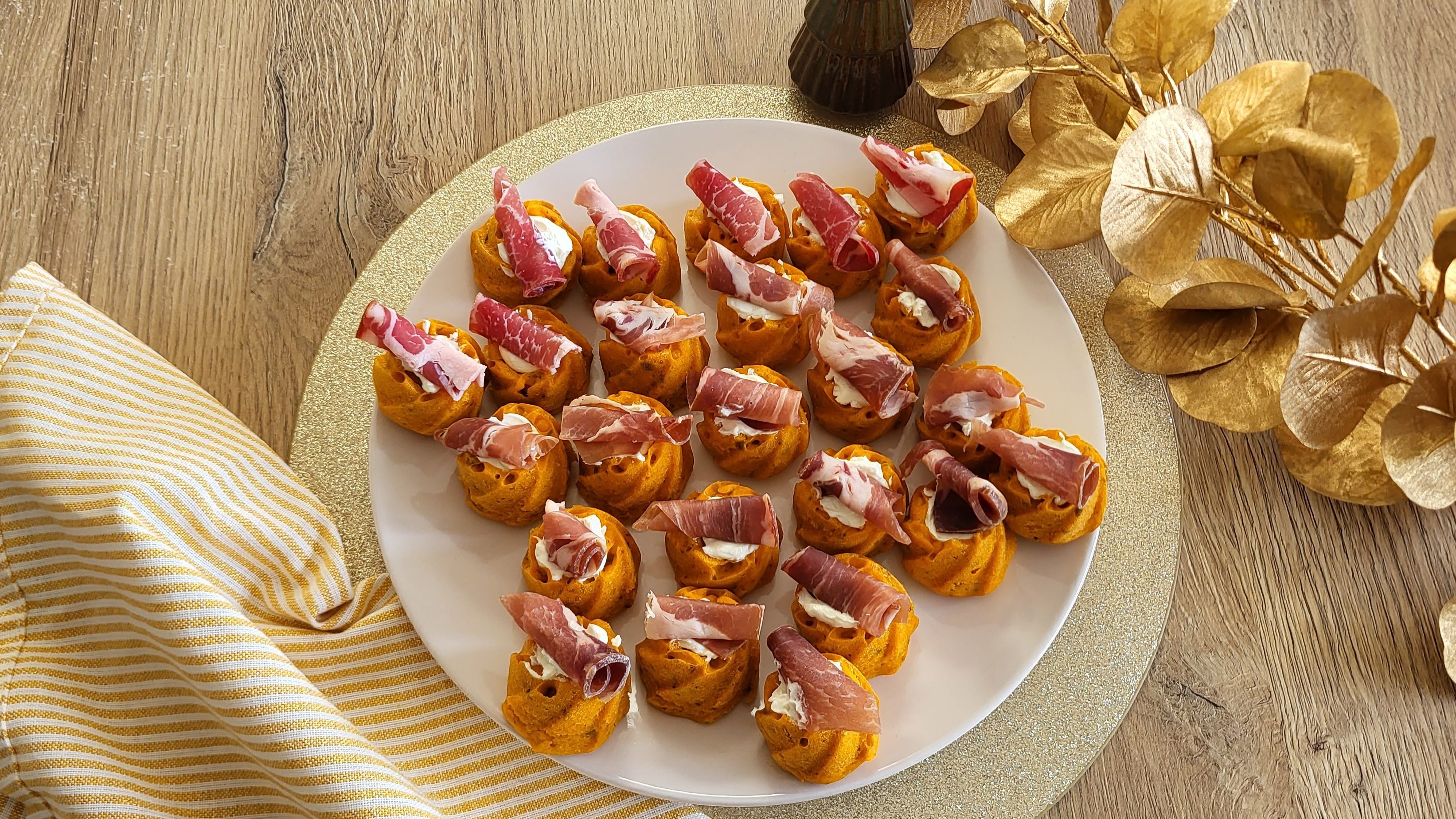 Bouchées au pesto rosso et coppa