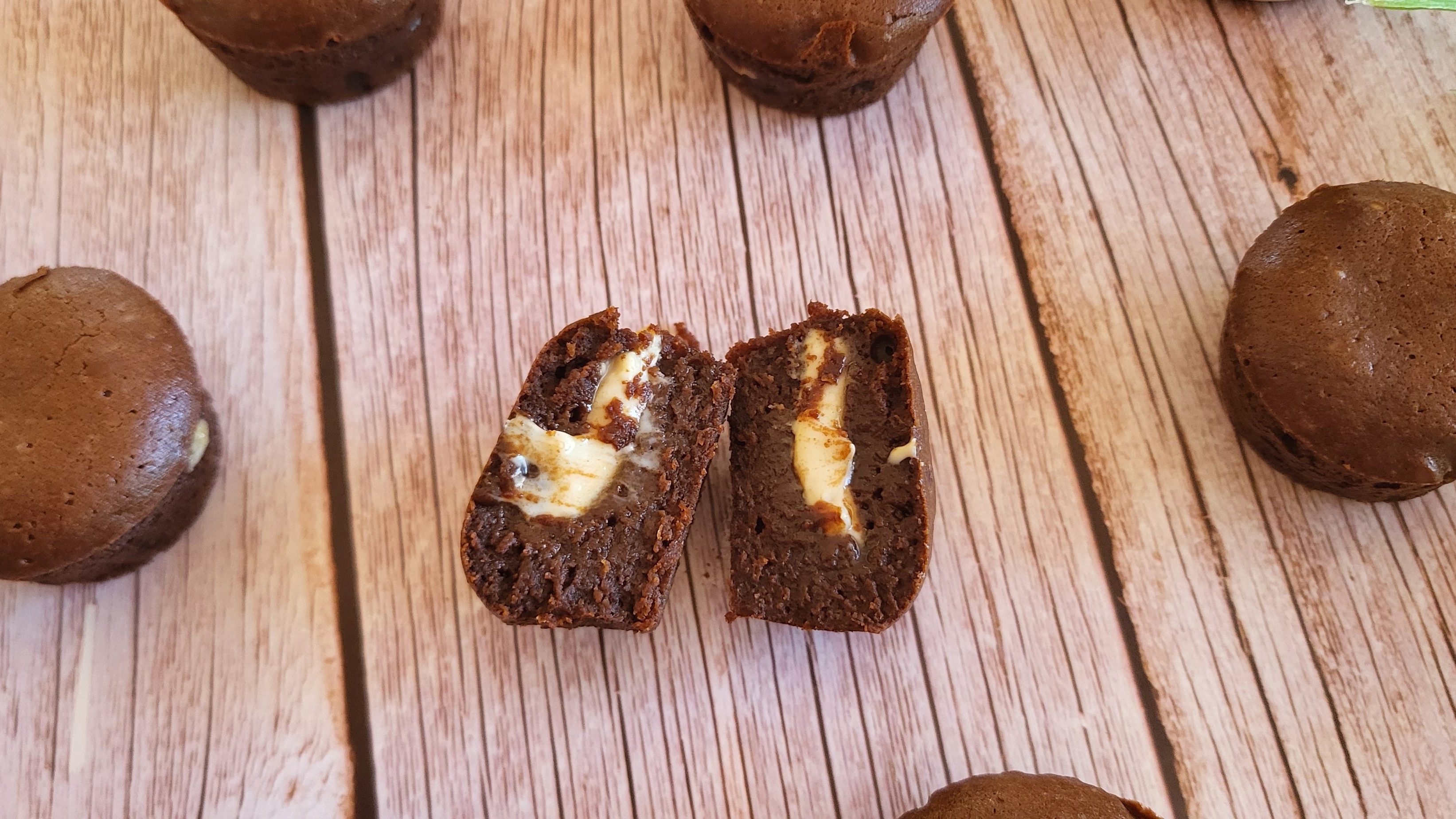 Mini fondants cœur coulant chocolat blanc noisette