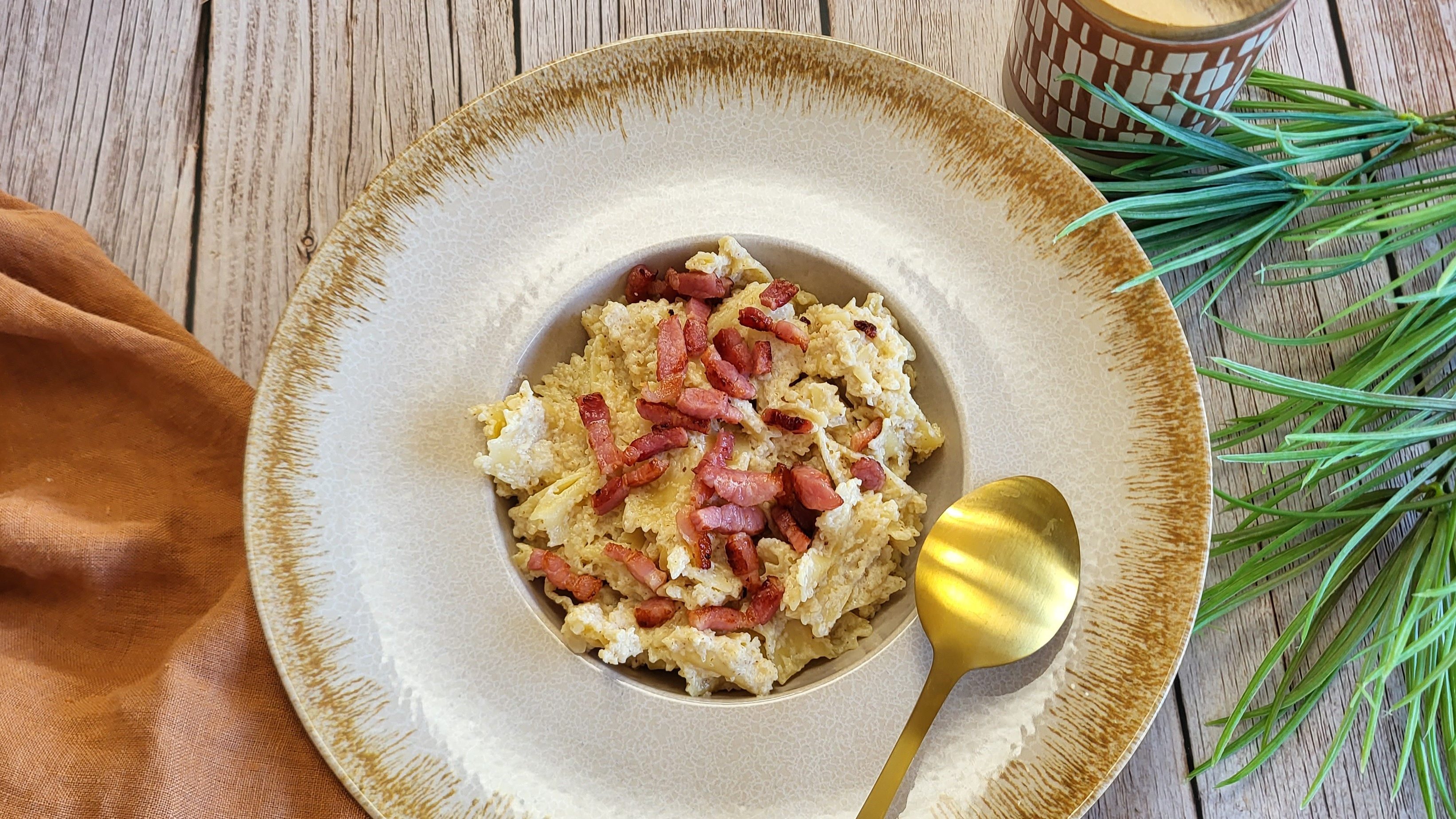 Pâtes à la crème de chou-fleur & parmesan