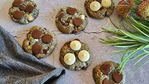 Cookies au sésame noir, coco et chocolat