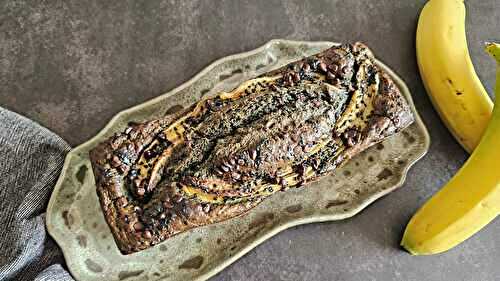 Bananabread au sésame noir