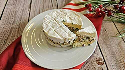 Camembert farci pistache, cranberries et ciboulette