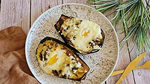 Aubergine farcie à l’œuf coulant