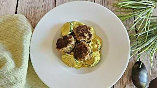 Boulettes à la sauce curry et ses légumes