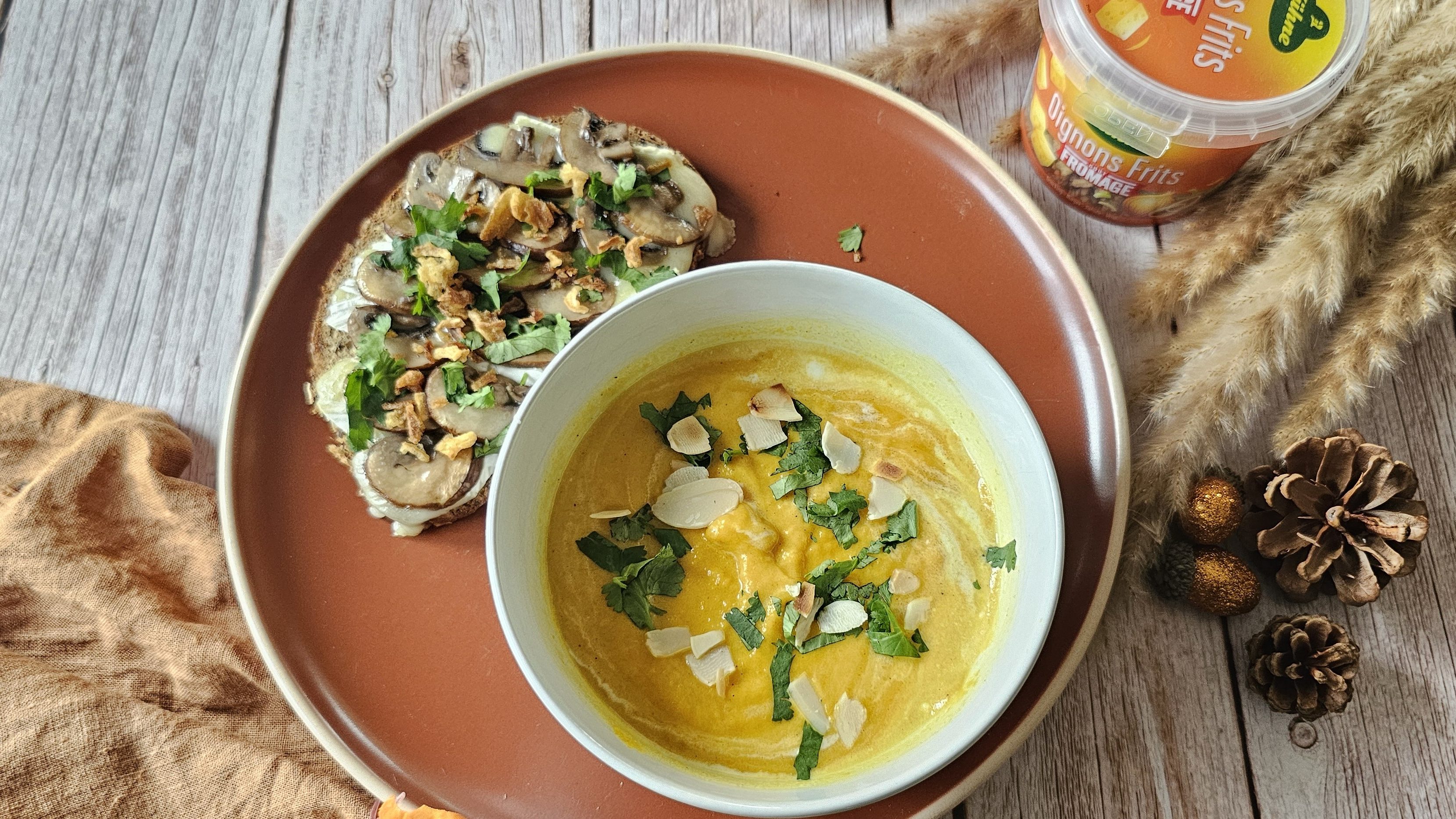 Repas automnal  : soupe et tarte brie – champignons