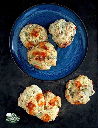 Scones au cheddar et brocoli