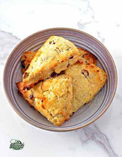 Scones à l’orange et aux canneberges