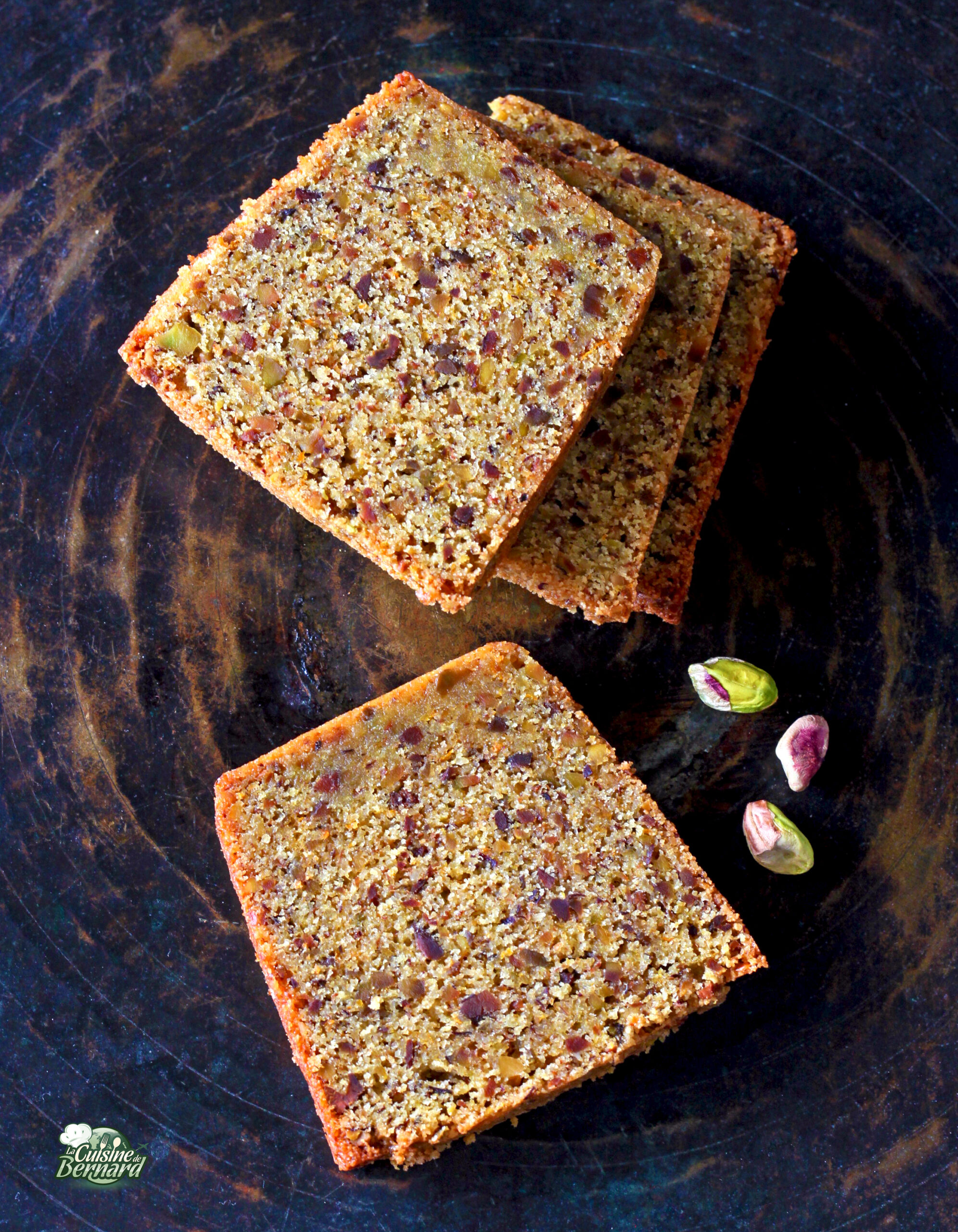 Cake semoule, pistache et zeste d'orange