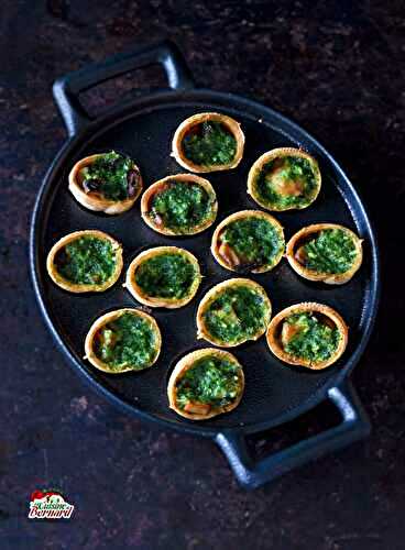 Champignons au beurre d'escargot en coquilles croustillantes