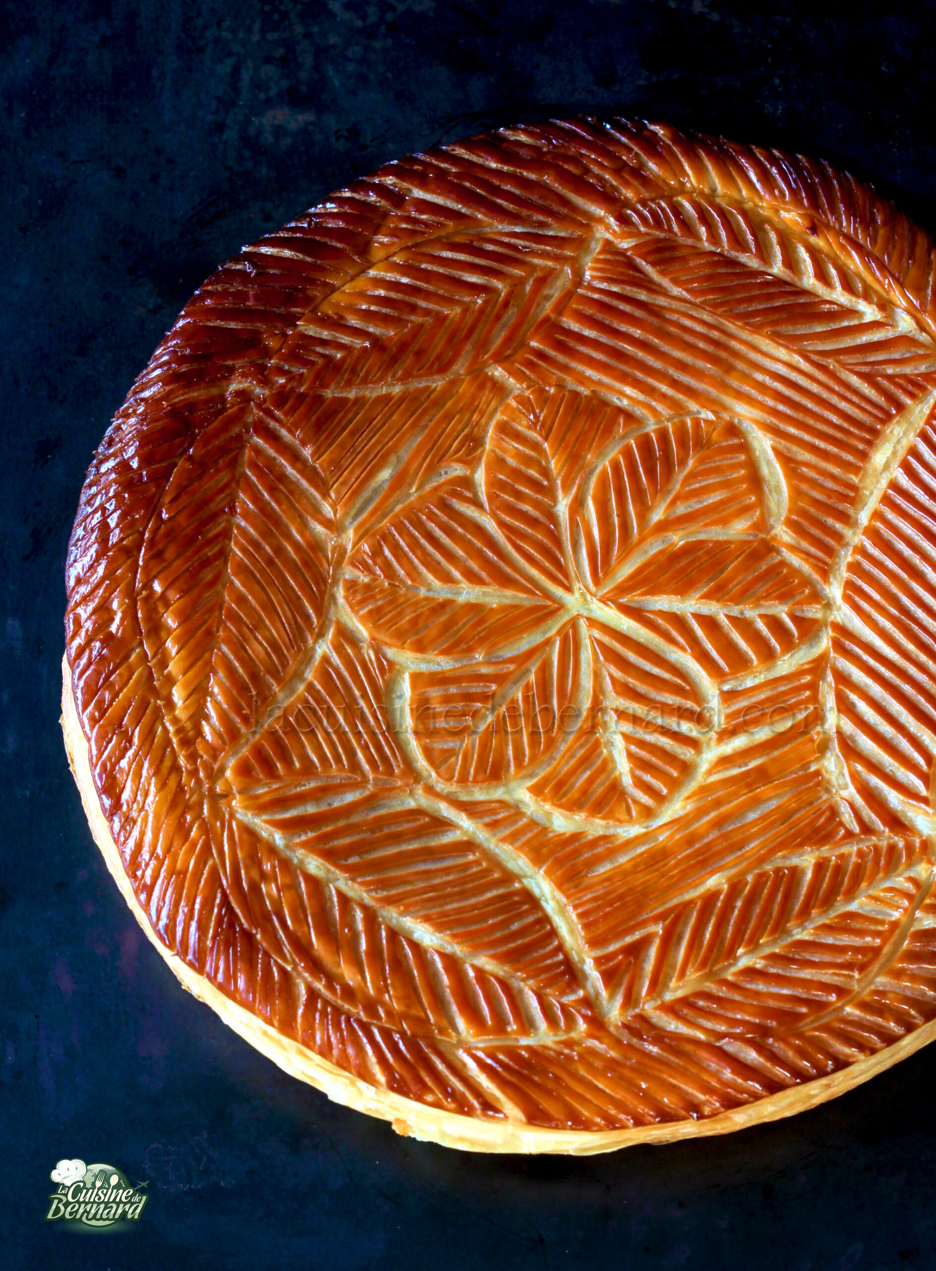 Galette des Rois aux fruits confits et fleur d'oranger