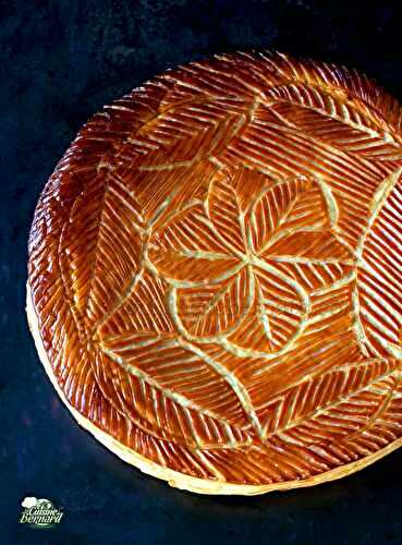 Galette des Rois aux fruits confits et fleur d'oranger