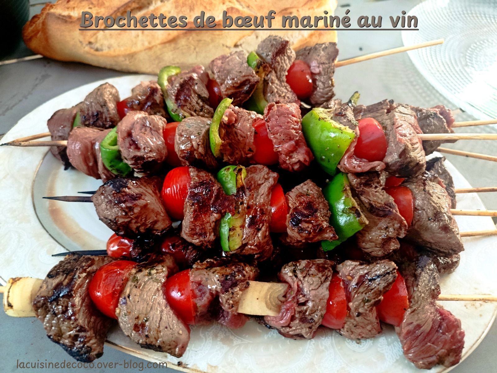 Brochettes de bœuf mariné au vin - 🥗 La Cuisine de Coco 🍜