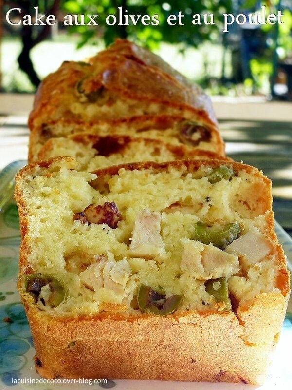 Cake aux olives et au poulet - 🥗 La Cuisine de Coco 🍜