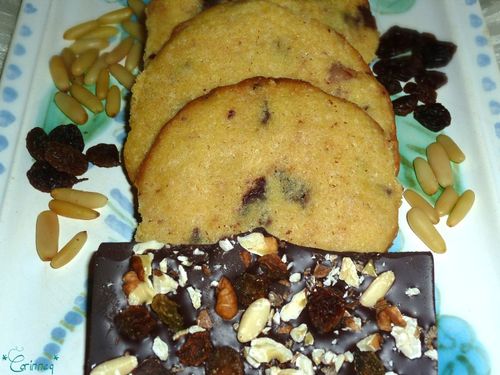 Cookies aux graines (pignons, éclats de noix, raisins secs) - 🥗 La Cuisine de Coco 🍜