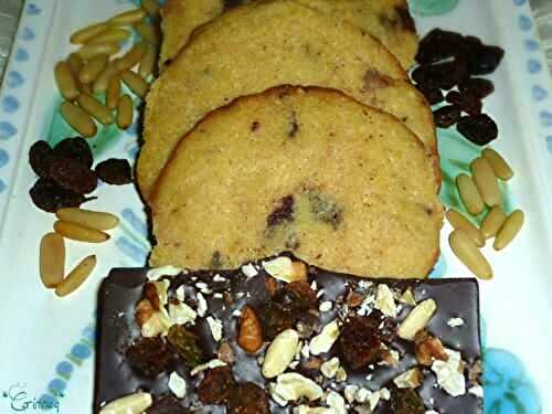 Cookies aux graines (pignons, éclats de noix, raisins secs) - 🥗 La Cuisine de Coco 🍜