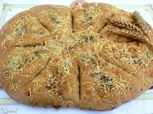 Fougasse oignons-lardons-Comté à la farine d'épeautre - 🥗 La Cuisine de Coco 🍜