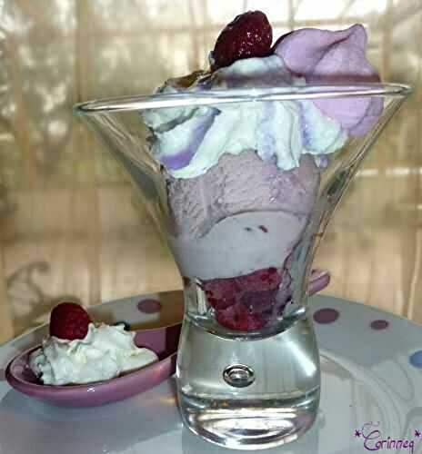 "La violette, douce saveur d'antan" et sa version d'aujourd'hui : glace framboise-violette - 🥗 La Cuisine de Coco 🍜