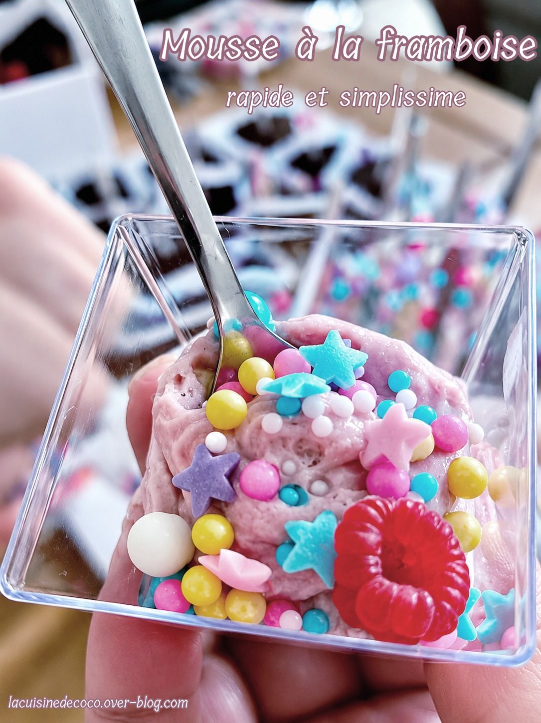 Mousse (ou glace) aux framboises, rapide et simplissime - 🥗 La Cuisine de Coco 🍜