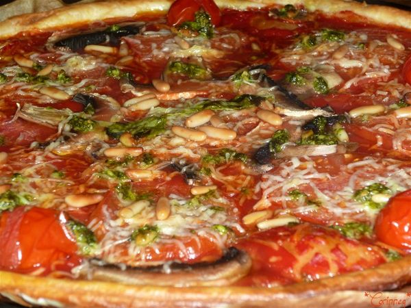 Pizza rapide tomates-champignons au Pesto - 🥗 La Cuisine de Coco 🍜