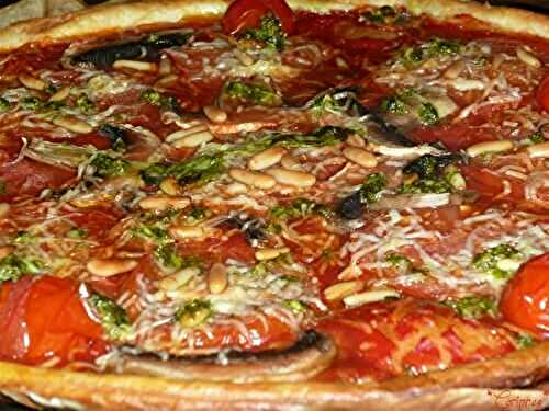Pizza rapide tomates-champignons au Pesto - 🥗 La Cuisine de Coco 🍜