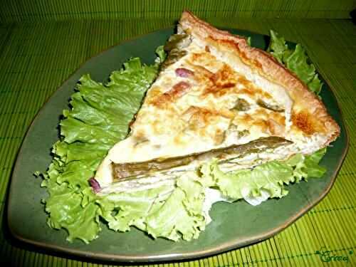 Tarte du terroir aux asperges, reblochon et jambon cru - 🥗 La Cuisine de Coco 🍜