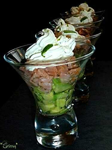 Verrines avocat-saumon marinés aux agrumes et Chantilly au citron vert et à l'aneth - 🥗 La Cuisine de Coco 🍜