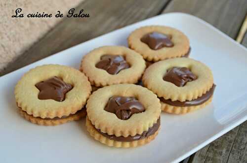 BISCUITS FOURRES NUTELLA OU FRAISES-PASSION