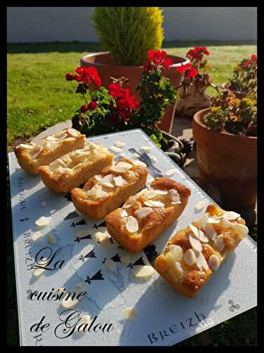 FINANCIERS AUX POIRES