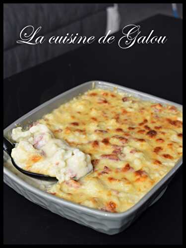 GRATIN DE CHOU FLEUR AU BACON ET AU COMTE