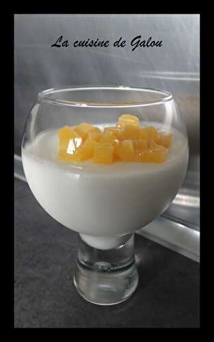 MOUSSE COCO ET DES DE MANGUE