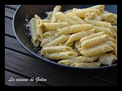 PENNES AU POULET ET PESTO