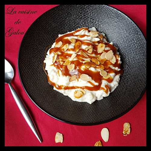 RIZ AU LAIT ONCTUEUX AU CARAMEL BEURRE SALE ET AMANDES EFFILEES