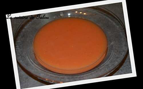 SOUPE A LA TOMATE