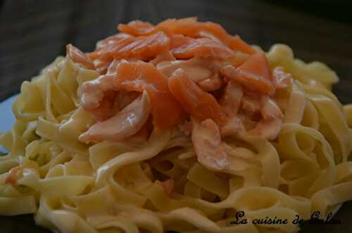 TAGLIATELLES AU SAUMON FUME