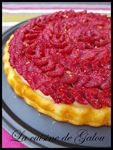 TARTE RENVERSÉE AU LEMON CURD ET FRAMBOISES FRAÎCHES