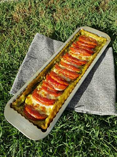 TARTE TOMATE PESTO ET MOZZA