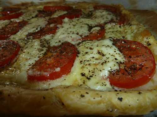 TARTE TOMATES MOZZA