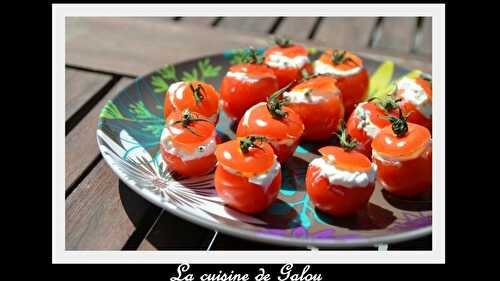 TOMATES CERISES AU FROMAGE FRAIS